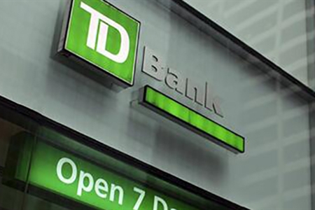 今日国际黄金价格行情（2025年10月28日）